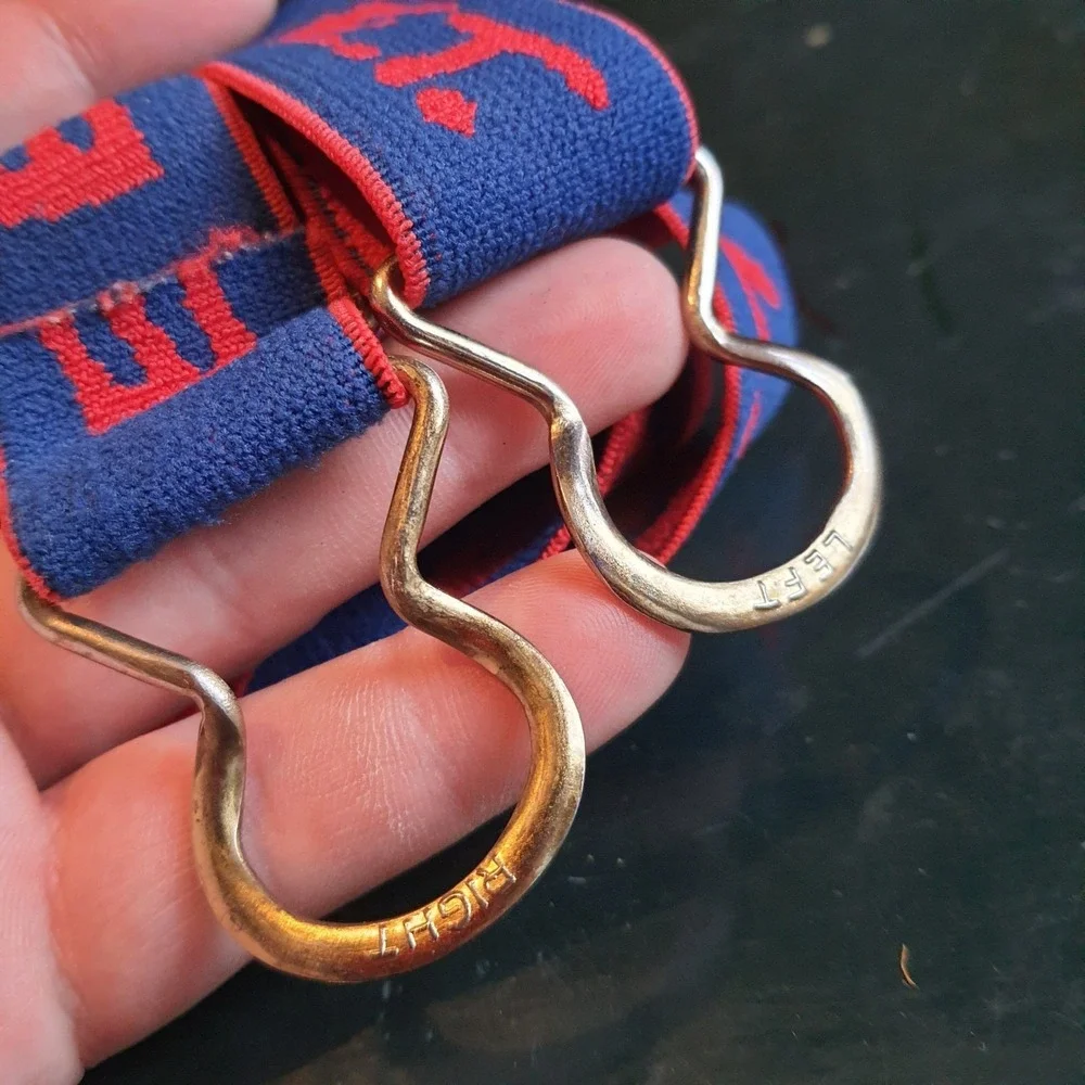 Vintage Universal City Studios Blue And Red ET Lives Stretchy Belt Movie Collect